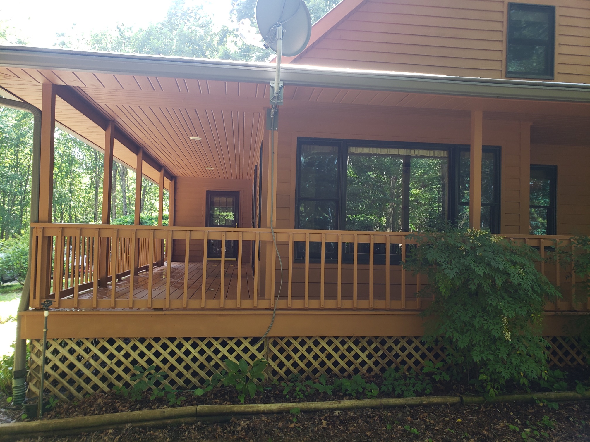 All Seasons Power Washing Transforms Cookeville Log Cabin with Soft Wash